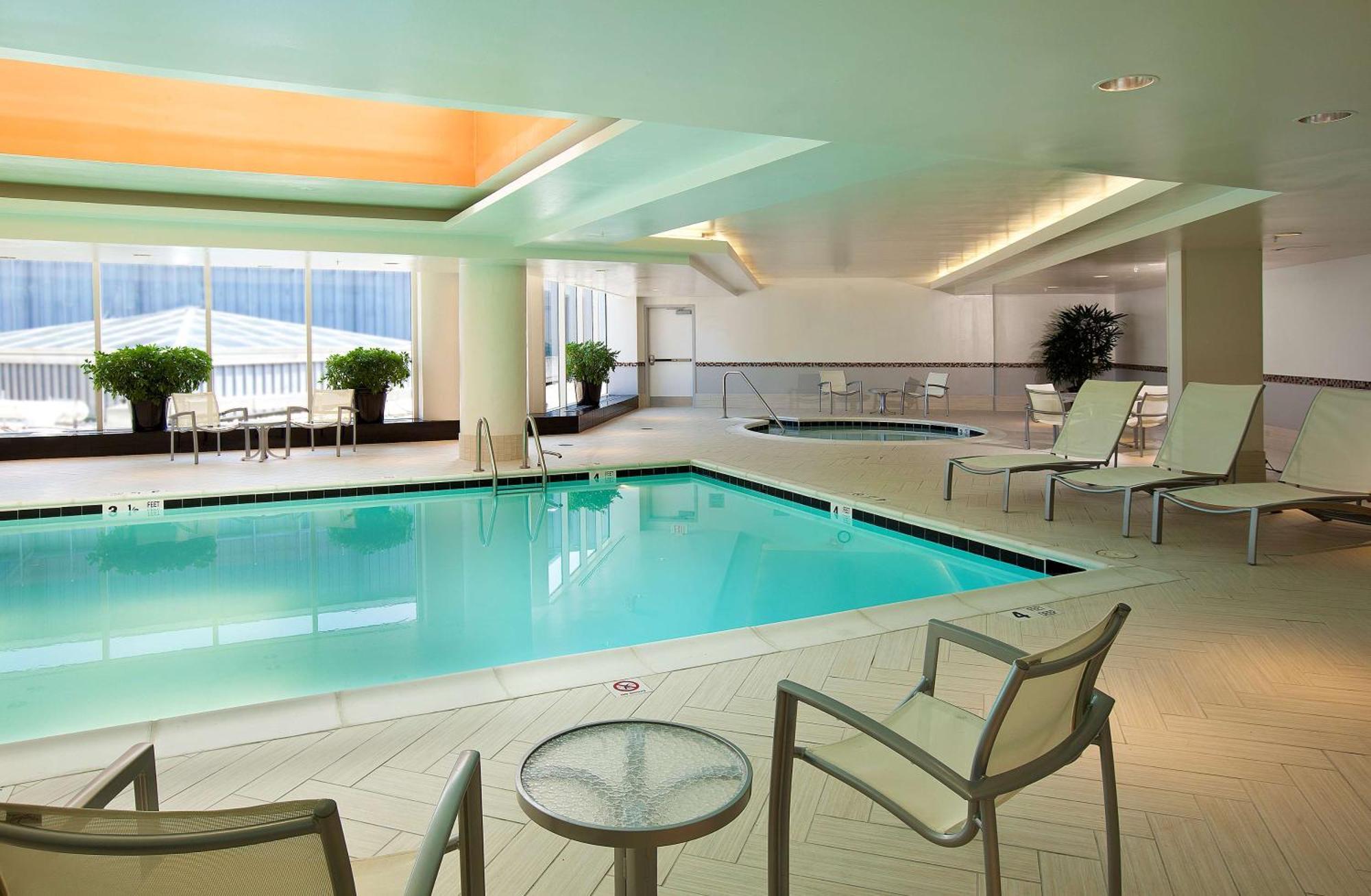 Embassy Suites By Hilton Washington Dc Chevy Chase Pavilion Fasiliteter bilde